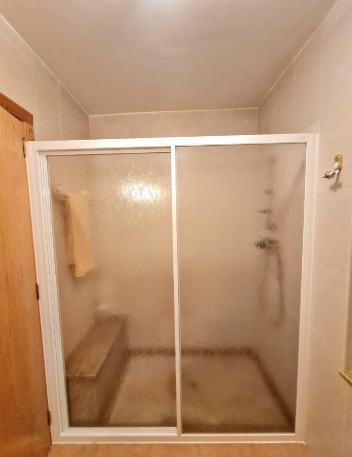 Casita Acogedora En El Centro Del Pueblo *