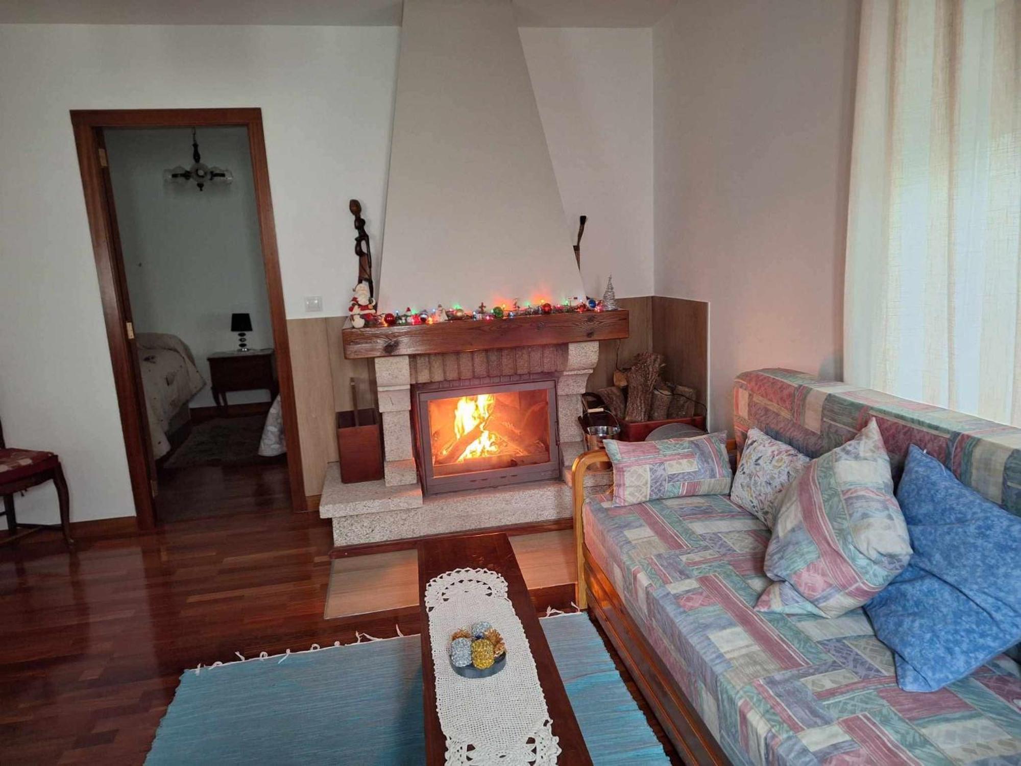 Casita Acogedora En El Centro Del Pueblo *
